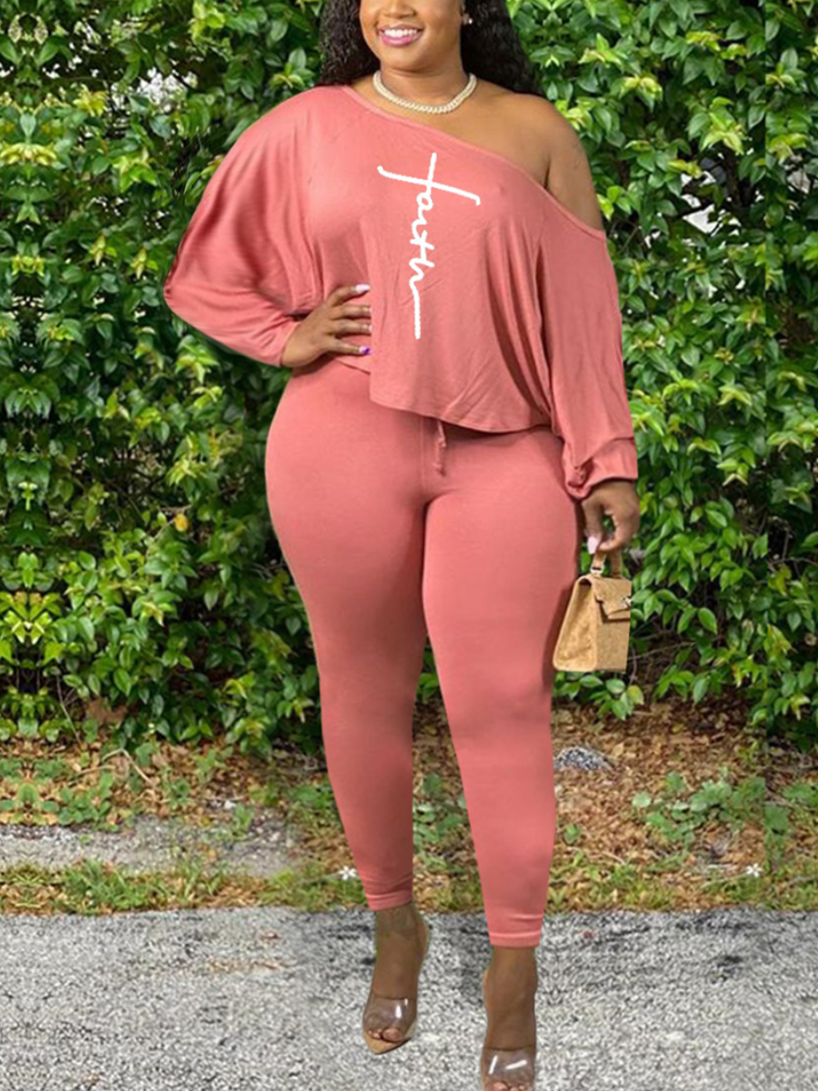 

LW Plus Size Faith Boat Neck Letter Print Pants Set, Pink