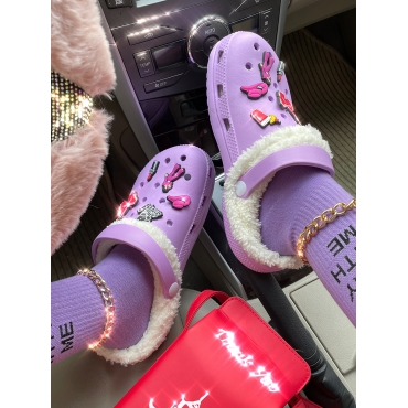 

LW Butterfly Decor Plush Slippers, Purple