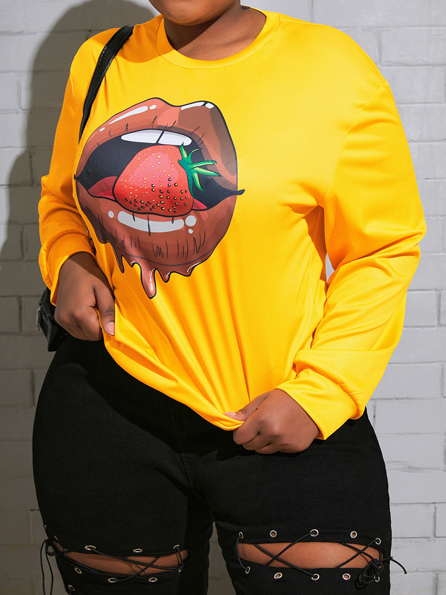 

LW Plus Size Strawberry Lip Print T-shirt, Yellow