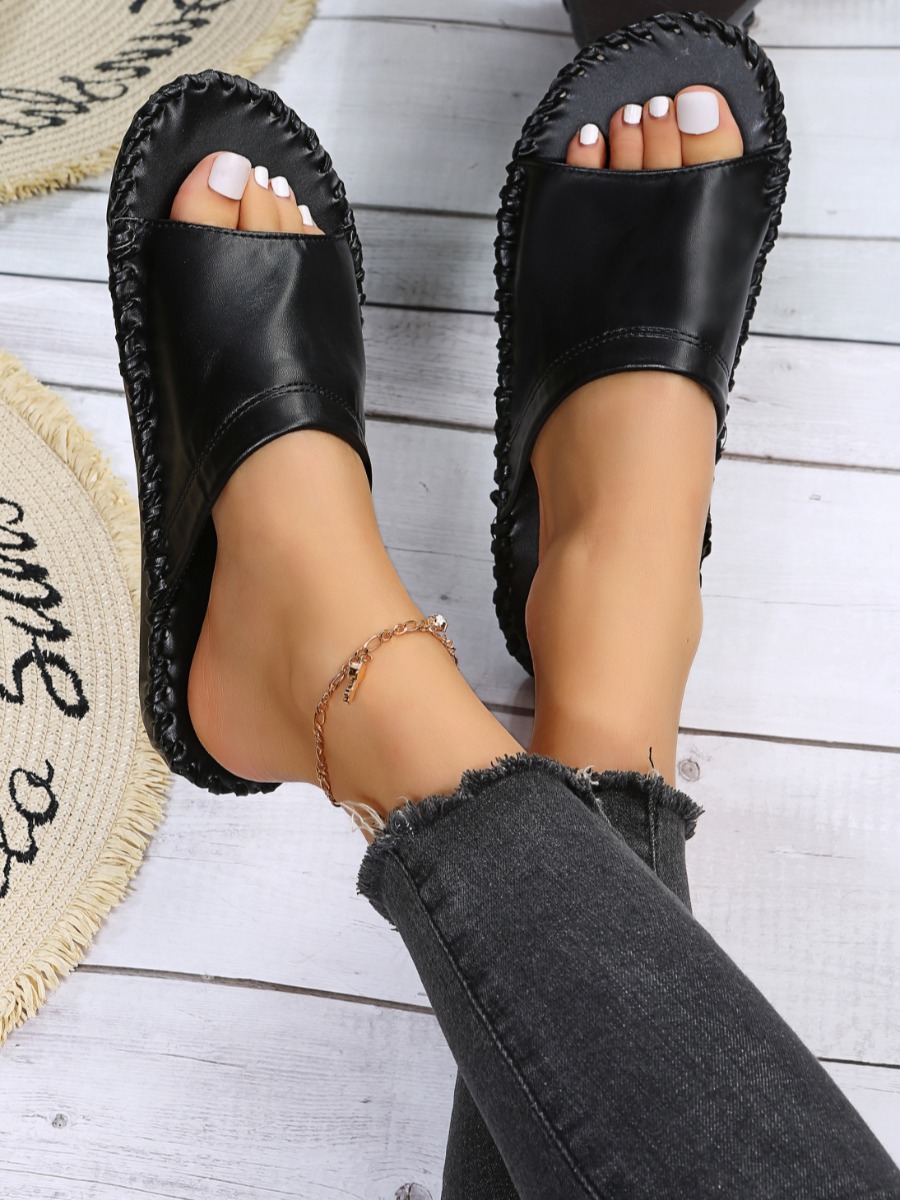 

LW BASICS Open Front Slippers, Black