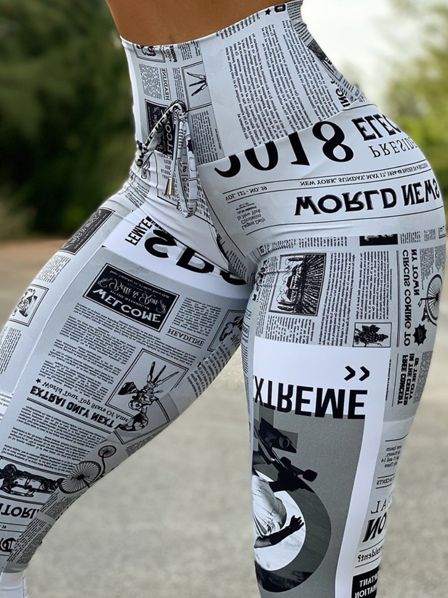 

LW Newspaper Letter Print Drawstring Pants, White