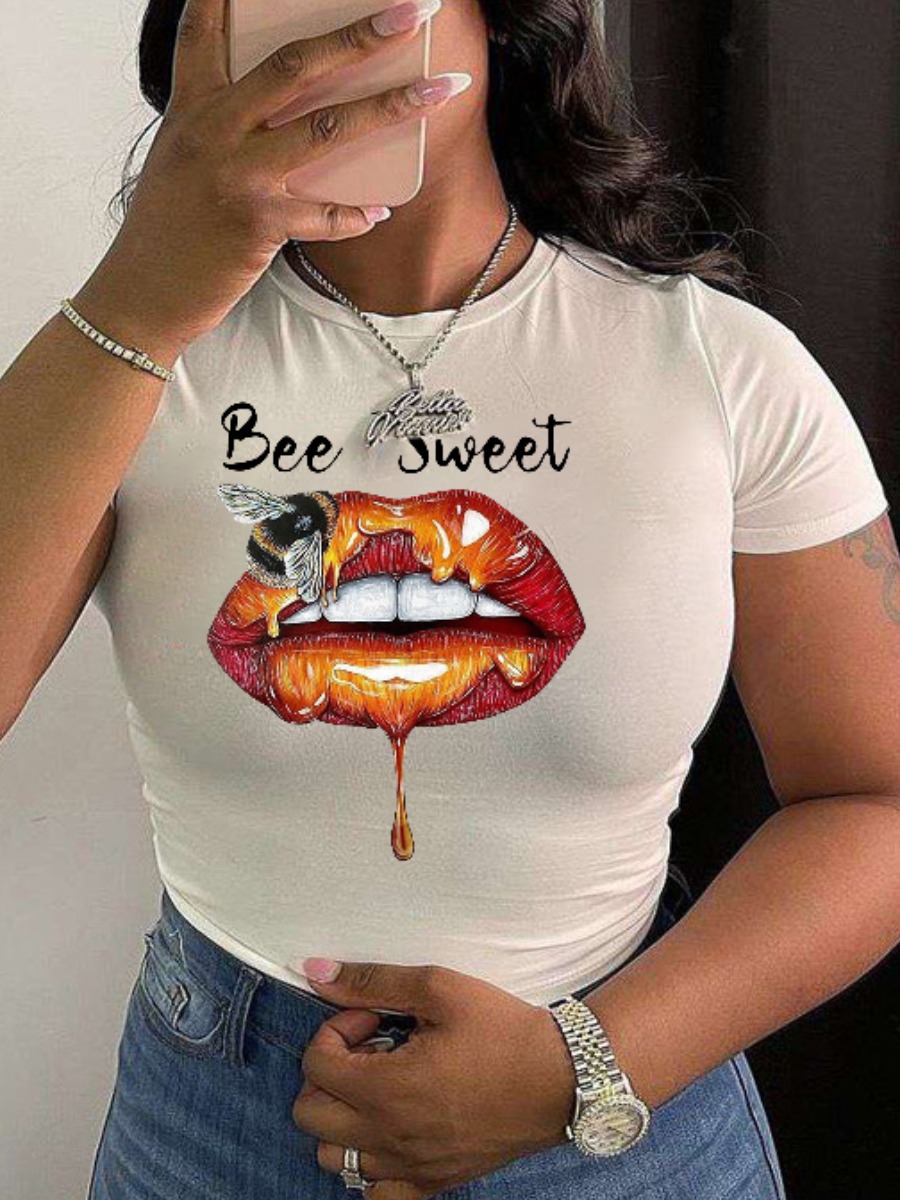 

LW Plus Size Bee Lip Print T-shirt, White