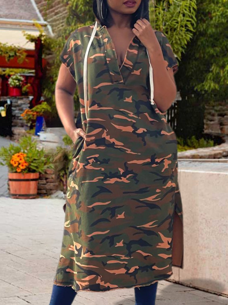

LW Hooded Collar Camo Print Slit Sweat Dress
