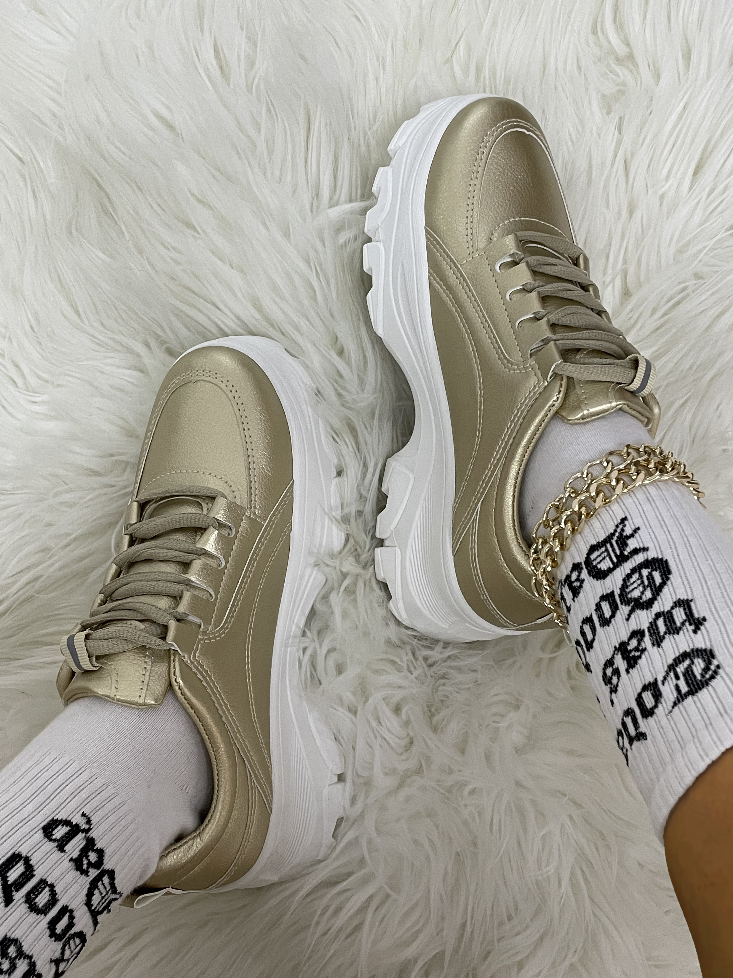 

LW Round Toe Chunky Sole Sneakers, Gold