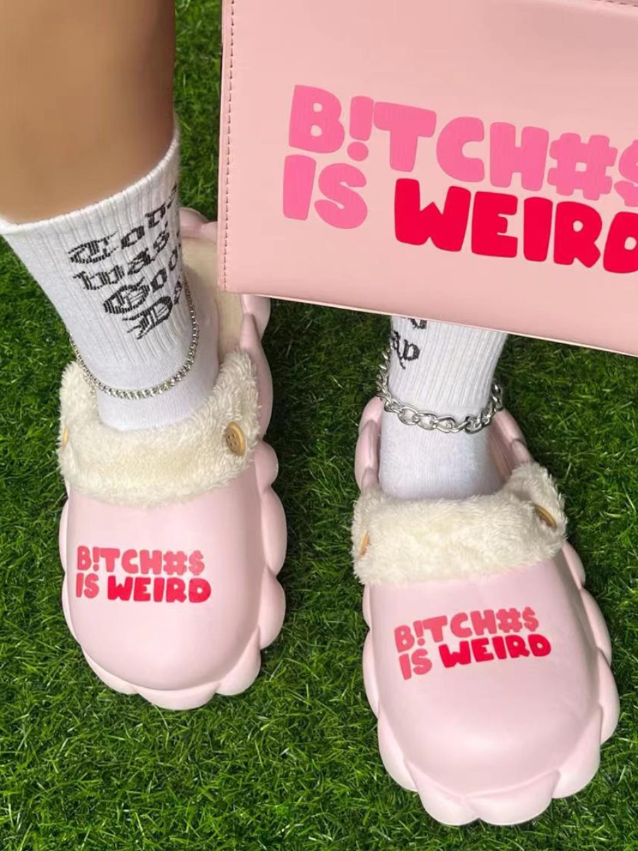 LovelyWholesale Letter Decor Plush Slippers Winter Casual Basic Spring Summer 2024