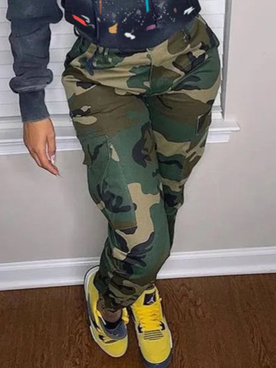 LovelyWholesale Camo Print Side Pocket Cargo Pants Spring|Fall Nine Points Sleeve Street None Spring Summer 2024
