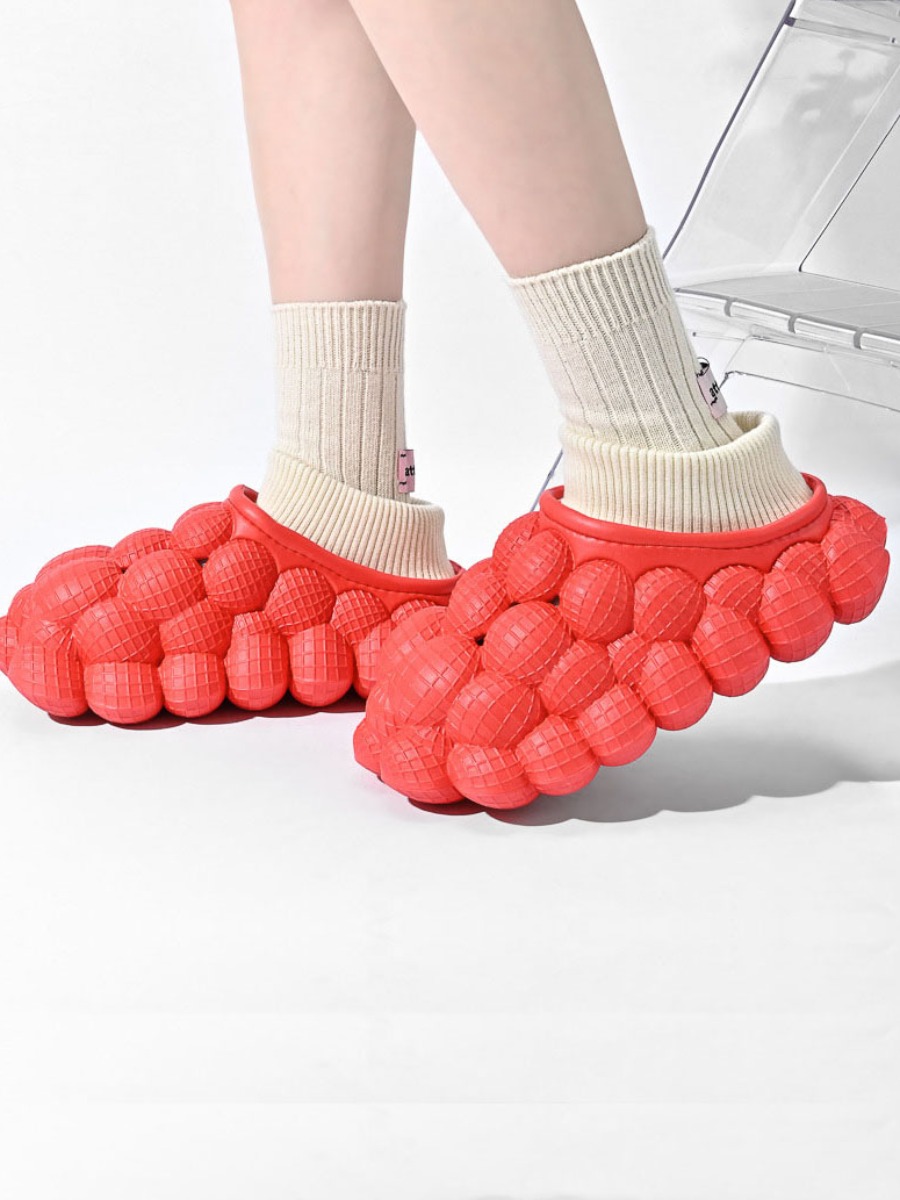 LW Peanut Decor Bubble Booties