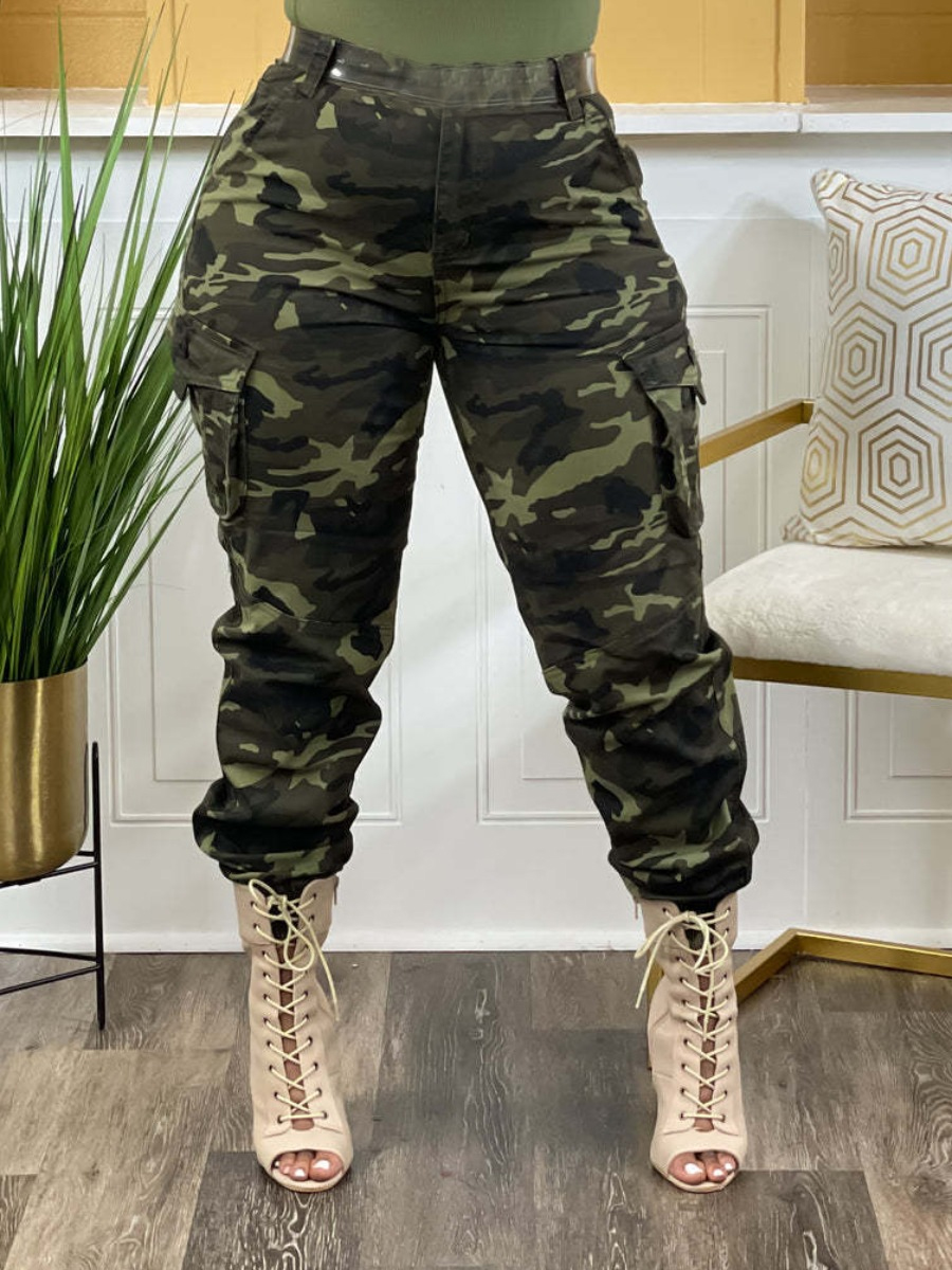 LW Plus Size Camo Print Side Pocket Cargo Pants